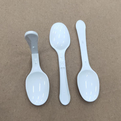 قاشق ماست پلاستیکی یکبار مصرف 1.53 گرمی شفاف 10.7*6.8*2.6cm 9000 عدد